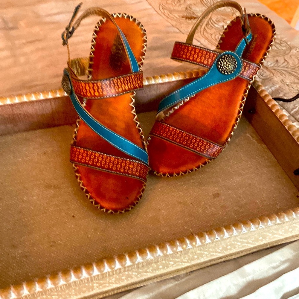 L’Artiste by Spring Step sandal